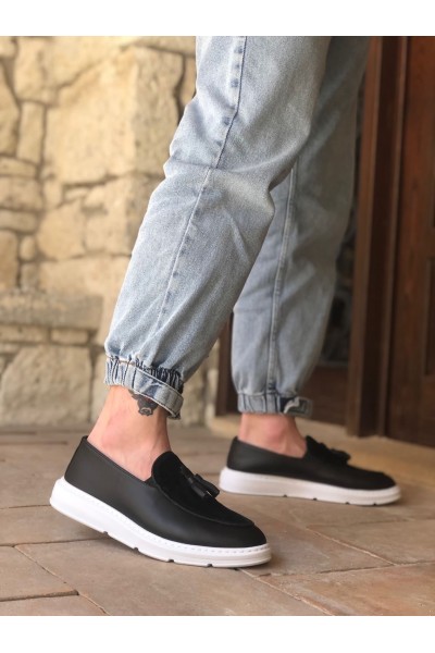 BA0005 Bağcıksız Yüksek Taban Beyaz Taban Klasik Aynalı Süet Detaylı Püsküllü Corcik Erkek Ayakkabı BA0005 Bağcıksız Yüksek Taban Beyaz Taban Klasik Aynalı Süet Detaylı Püsküllü Corcik Erkek Ayakkabı