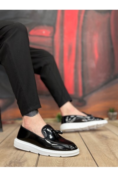 BA0005 Bağcıksız Yüksek Taban Siyah Beyaz Taban Rugan Klasik Püsküllü Corcik Erkek Ayakkabı BA0005 Bağcıksız Yüksek Taban Siyah Beyaz Taban Rugan Klasik Püsküllü Corcik Erkek Ayakkabı
