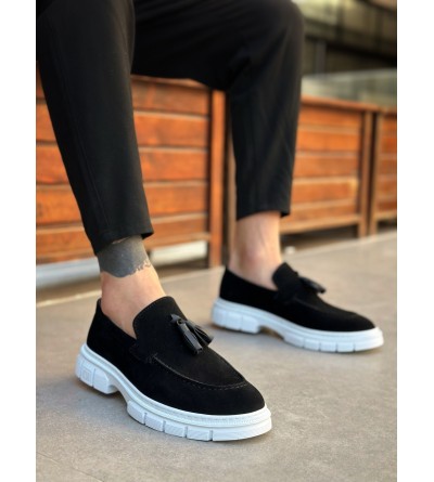 BA0240 Klasik Parlak Püsküllü Süet Siyah Beyaz Taban Erkek Ayakkabı BA0240 Klasik Parlak Püsküllü Süet Siyah Beyaz Taban Erkek Ayakkabı