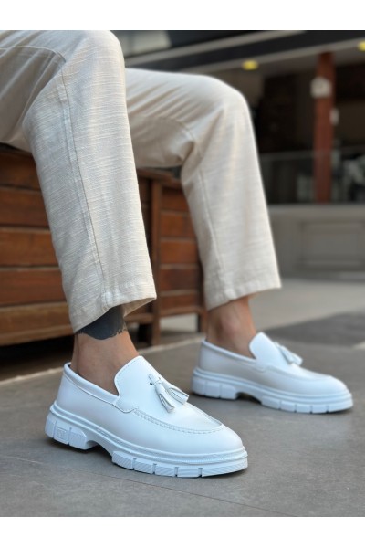 BA0240 Yüksek Taban Klasik Parlak Püsküllü Beyaz Erkek Ayakkabı BA0240 Yüksek Taban Klasik Parlak Püsküllü Beyaz Erkek Ayakkabı