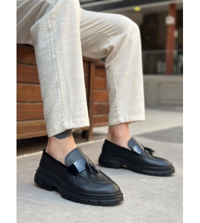 BA0240 Yüksek Taban Klasik Parlak Püsküllü Siyah Taban Erkek Ayakkabı