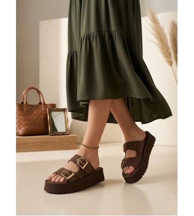 Yazlık Kadın Kahverengi Platform Taban Tokalı Terlik