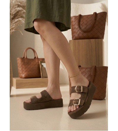 Yazlık Kadın Kahverengi Platform Taban Tokalı Terlik